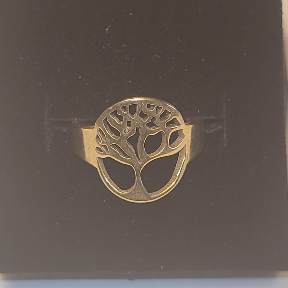"Deep Roots" ring - Picture 2 of 3